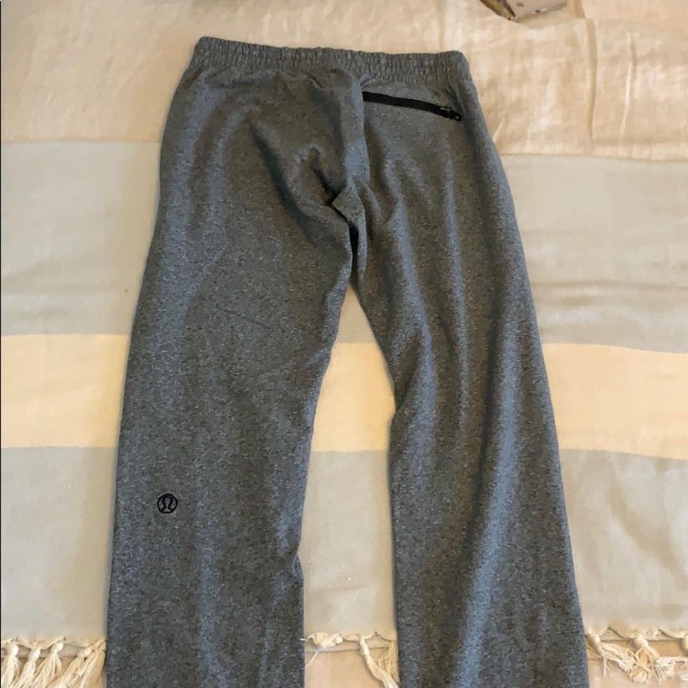 Lululemon joggers gray size 6